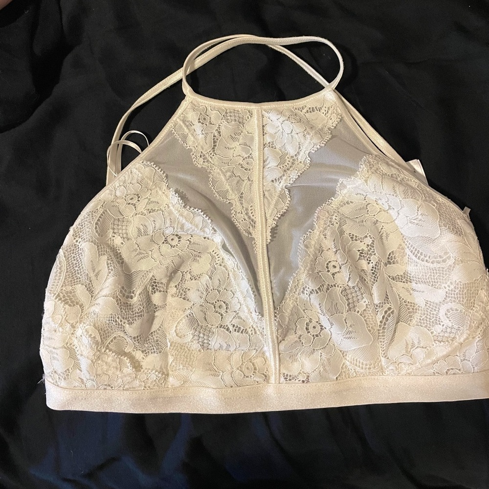 Guess Lace Crop Top